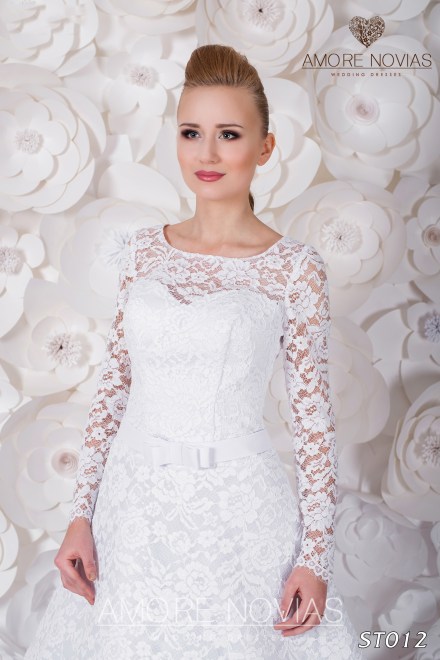 https://amore-novias.com/images/stories/virtuemart/product/st012_.jpg