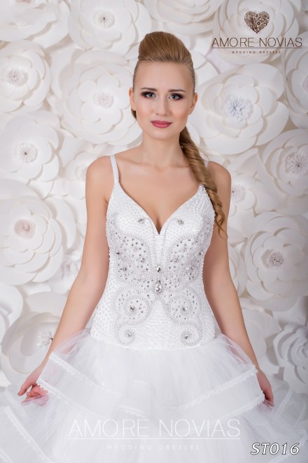 https://amore-novias.com/images/stories/virtuemart/product/st016_.jpg