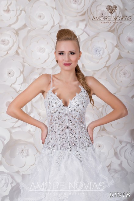 https://amore-novias.com/images/stories/virtuemart/product/st018_.jpg