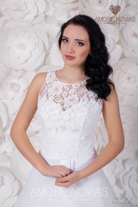 https://amore-novias.com/images/stories/virtuemart/product/st023_.jpg
