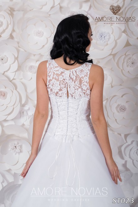https://amore-novias.com/images/stories/virtuemart/product/st023__.jpg