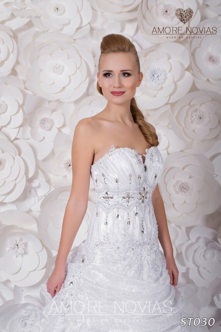 https://amore-novias.com/images/stories/virtuemart/product/st030_.jpg