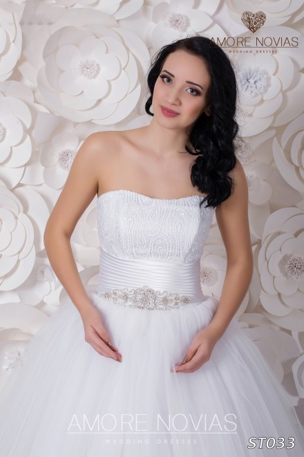 https://amore-novias.com/images/stories/virtuemart/product/st033_.jpg