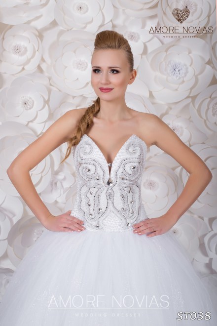 https://amore-novias.com/images/stories/virtuemart/product/st038_.jpg