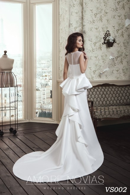 https://amore-novias.com/images/stories/virtuemart/product/vs002a.jpg