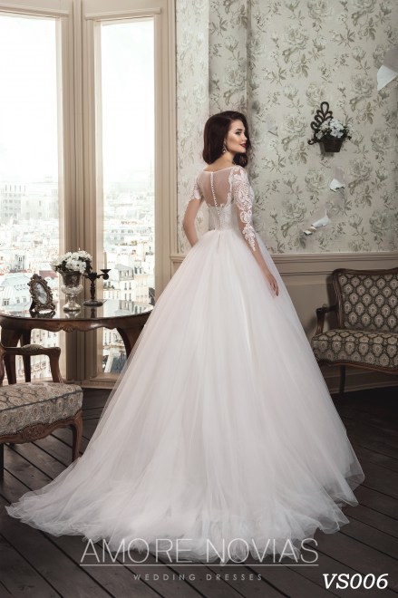 https://amore-novias.com/images/stories/virtuemart/product/vs006a.jpg