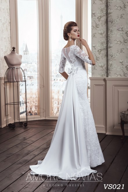 https://amore-novias.com/images/stories/virtuemart/product/vs021a.jpg