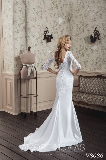 https://amore-novias.com/images/stories/virtuemart/product/vs036a.jpg